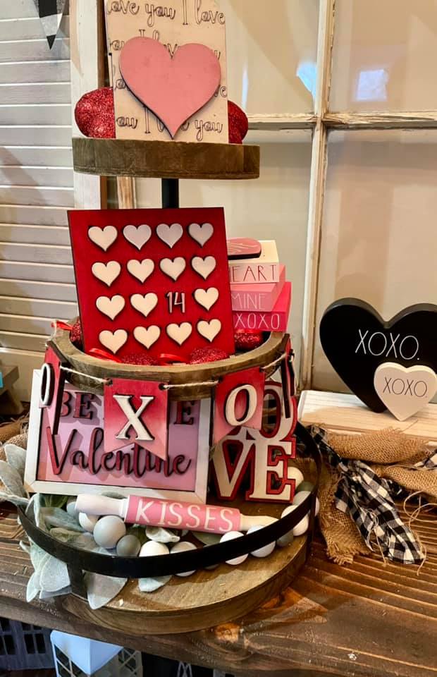 3D Tiered Tray Decor - Valentines Day