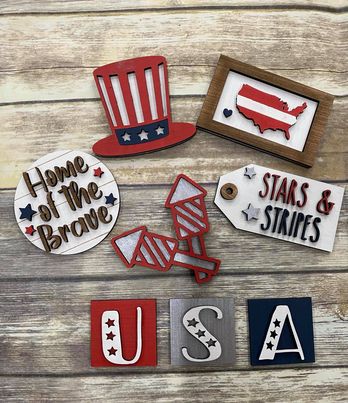 3D Tiered Tray Decor - Patriotic