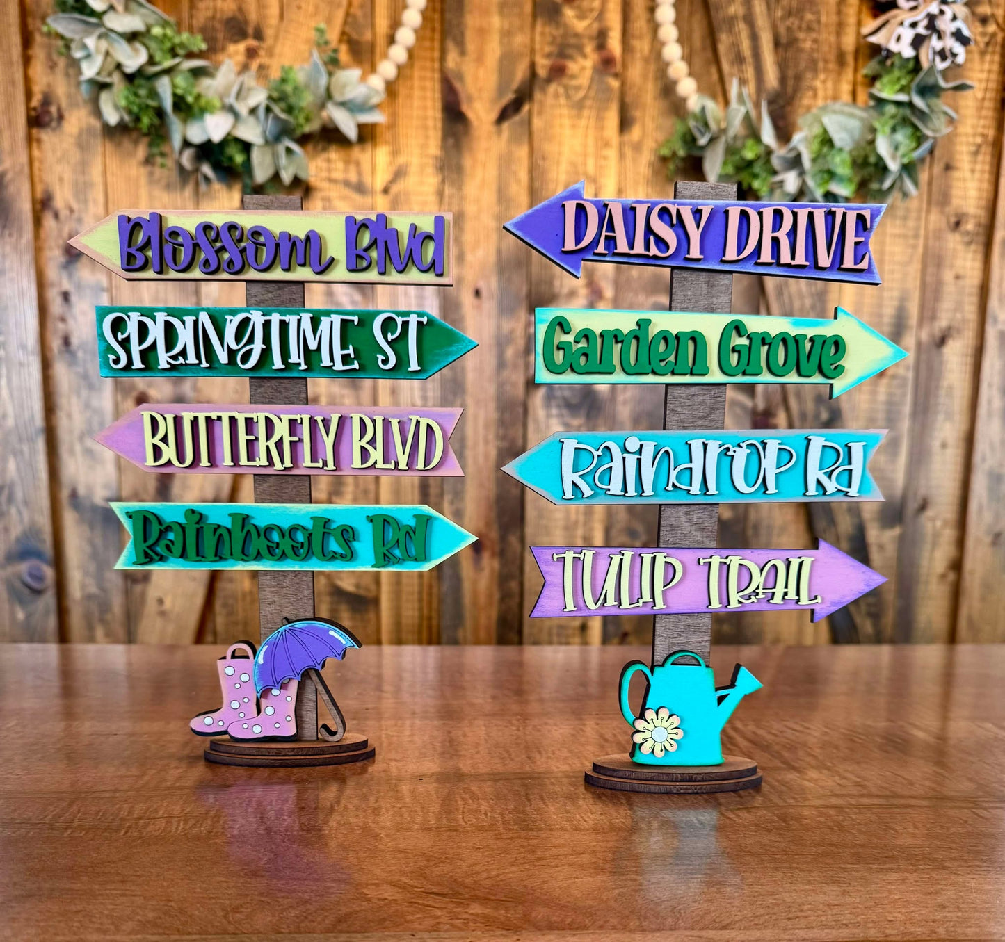 3D Seasonal Directional Signs