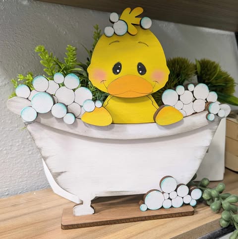 3D Standing Duck in Bathtub