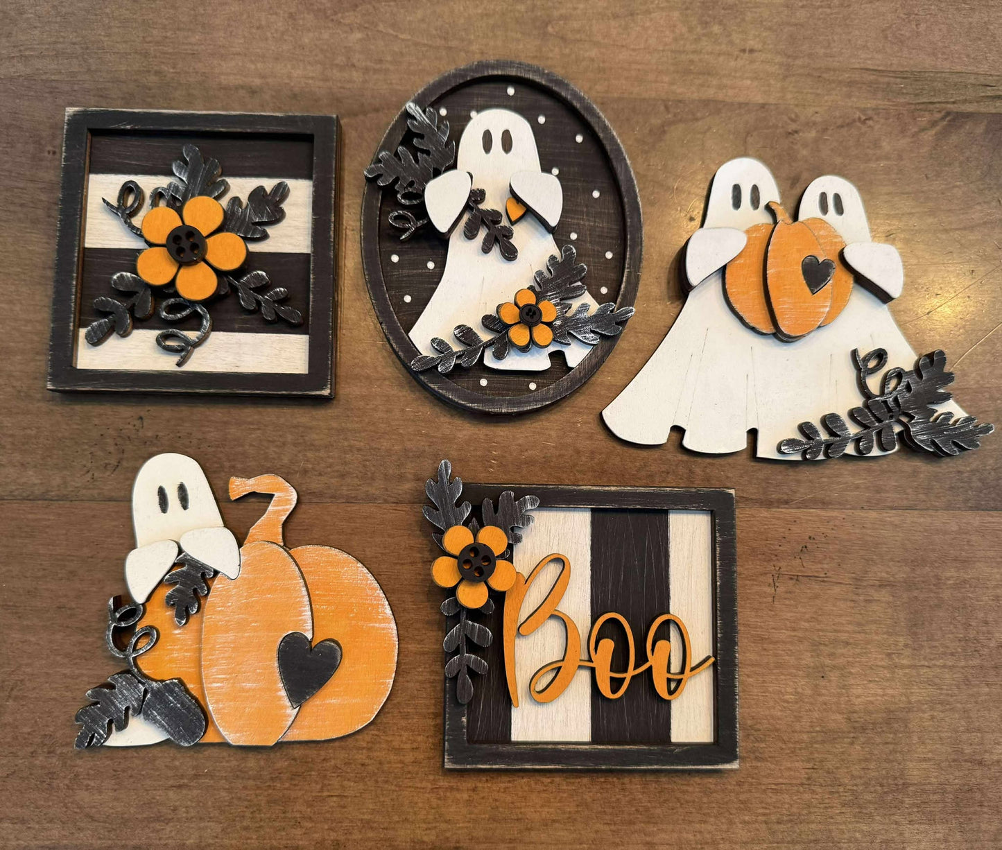 3D Tiered Tray Decor - Cute Ghost