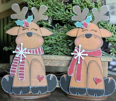 3D Standing Reindeer with Scarf