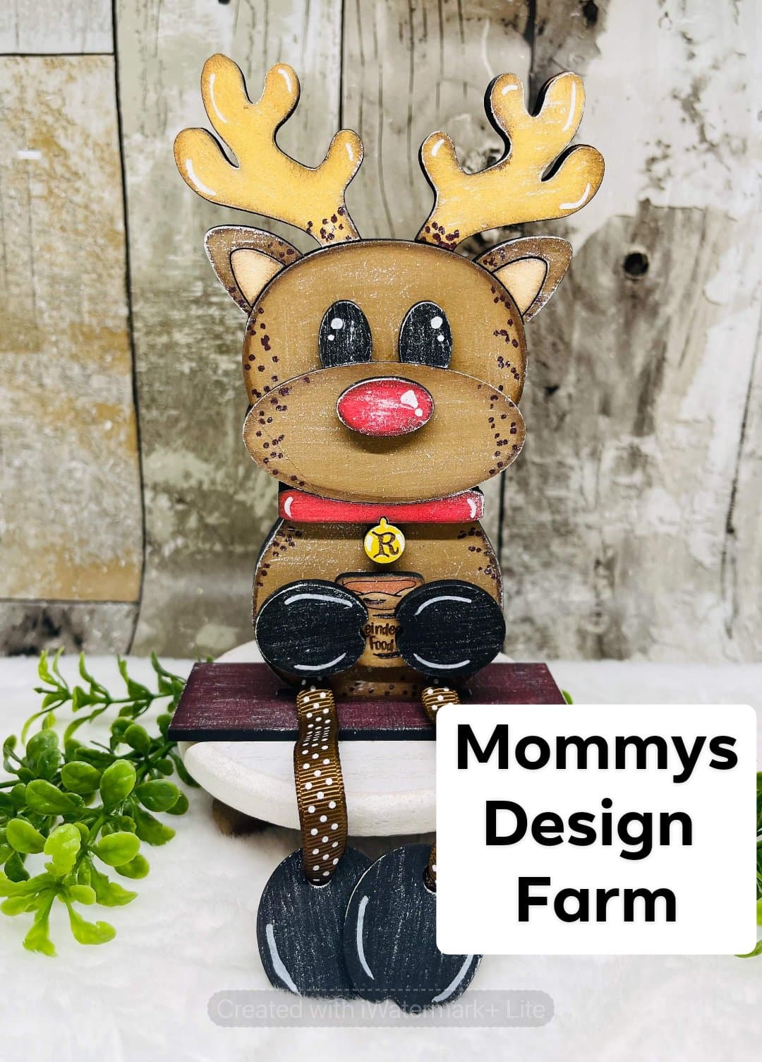 3D Dangling leg shelf sitters