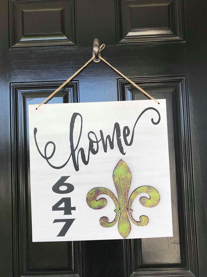 3D interchangeable door hanger home with house number