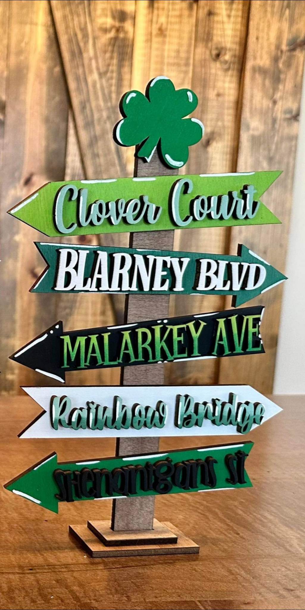 3D Seasonal Directional Signs