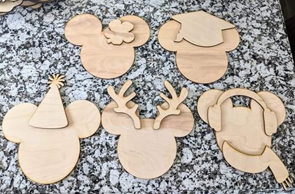 3D Seasonal Interchangeable Mouse Welcome to our Home Porch